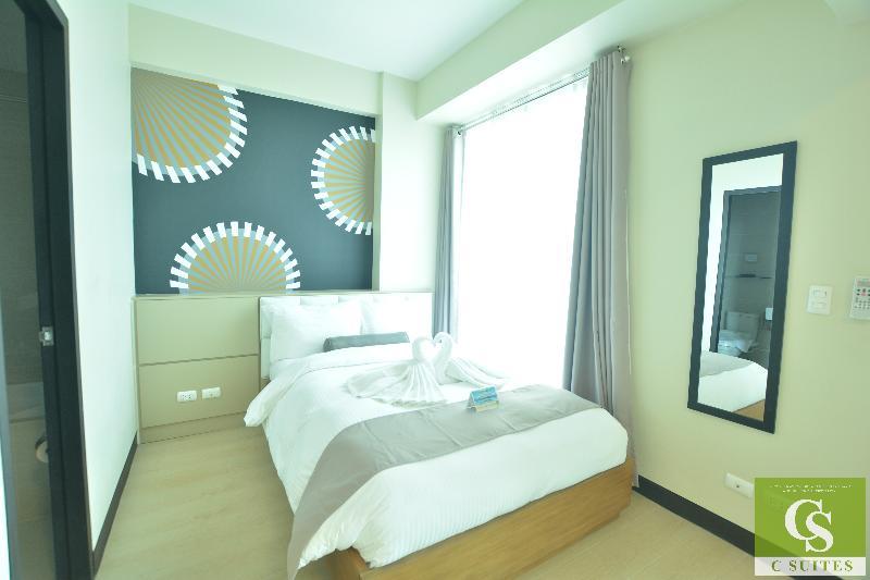 C Suites At Mactan Newtown Мактан Экстерьер фото