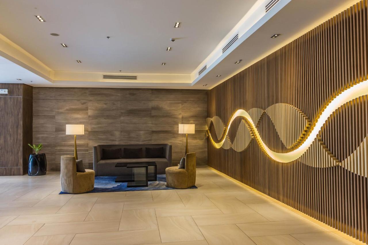 C Suites At Mactan Newtown Мактан Экстерьер фото