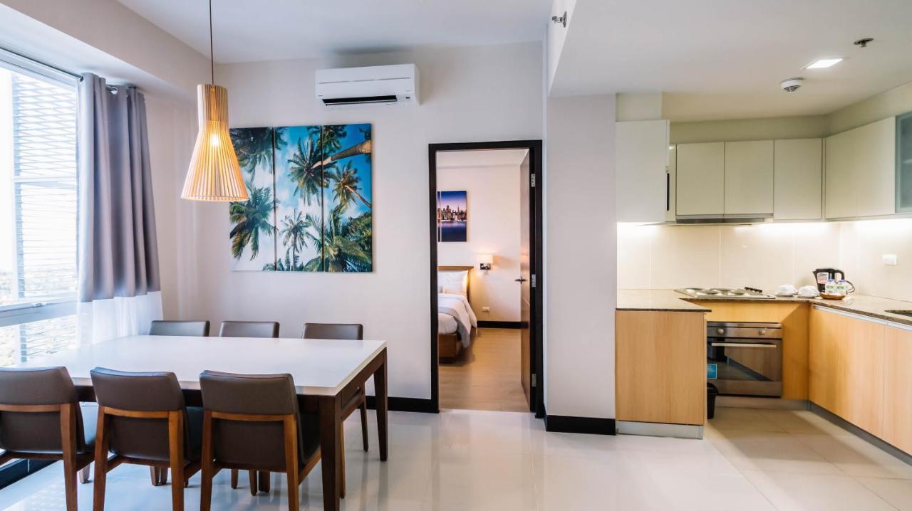 C Suites At Mactan Newtown Мактан Экстерьер фото